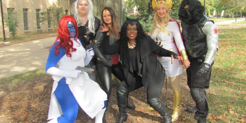 Sign up for costume contest at the Puck