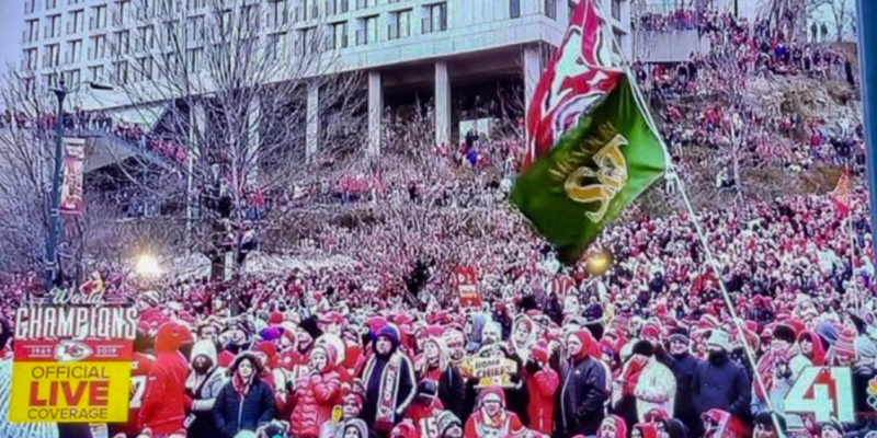 O say can you see … that flag says S&T