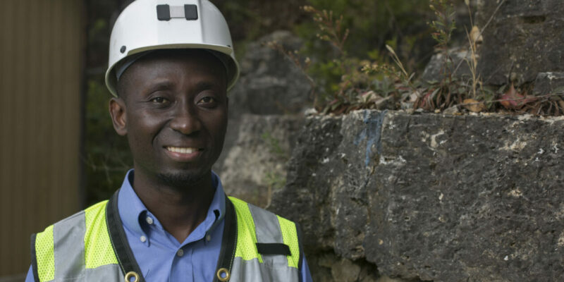 Awuah-Offei receives SME’s Environmental Distinguished Service Award