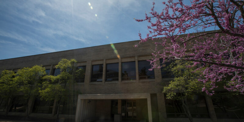 Celebrate Administrative Professionals’ Day with HR