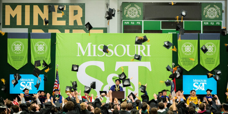 Are you a faculty member participating in commencement?