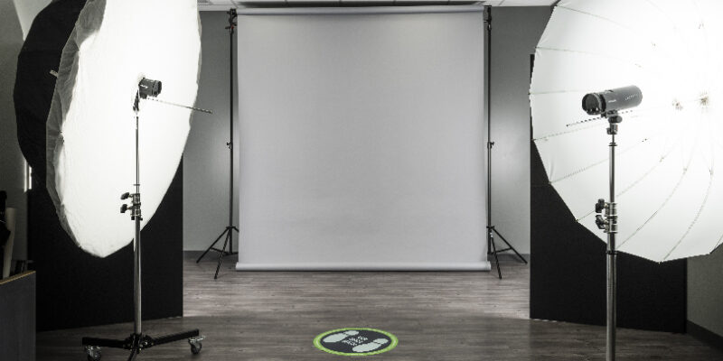 Update your headshot: Free portrait sessions in January and February