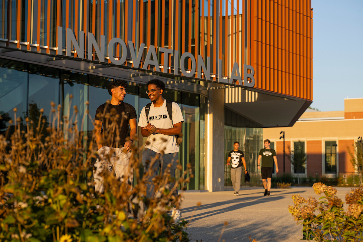 Students walk next to the Innovation Lab on the S&T campus.