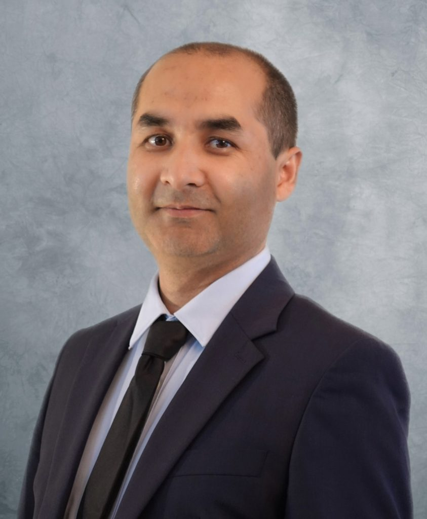 A professional photo of Dr. Wumaier Maimaitiyiming.