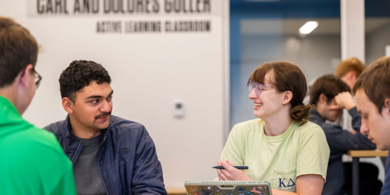 Facilitators needed for first-year engineering sessions